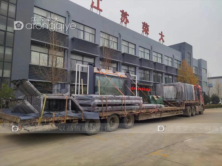 湖北智能公交站臺第三批發貨