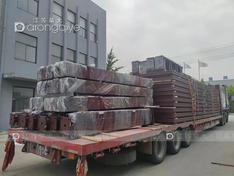 山東智能公交站臺發貨圖二